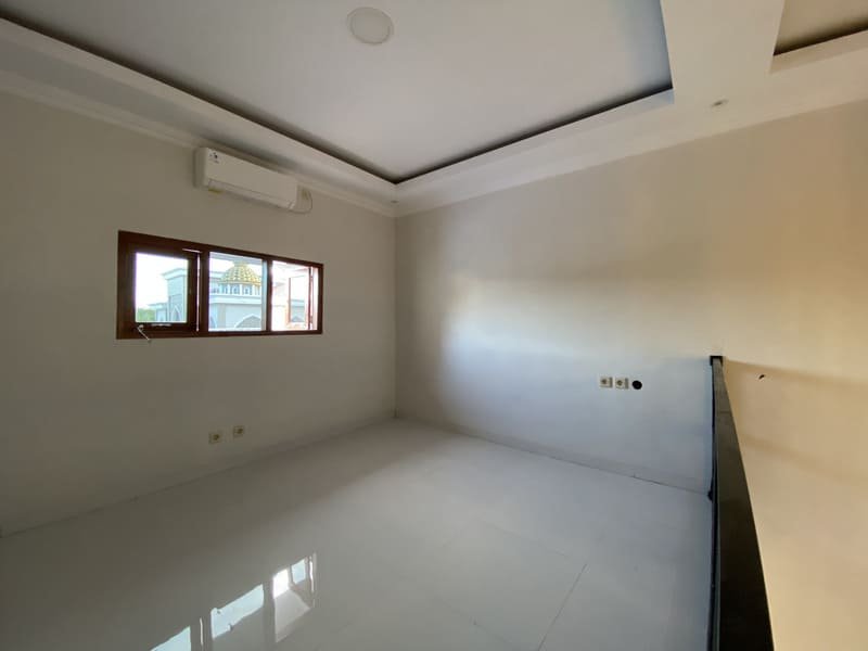 Proyek Rumah Tingal Dengan Mezzanine (6)