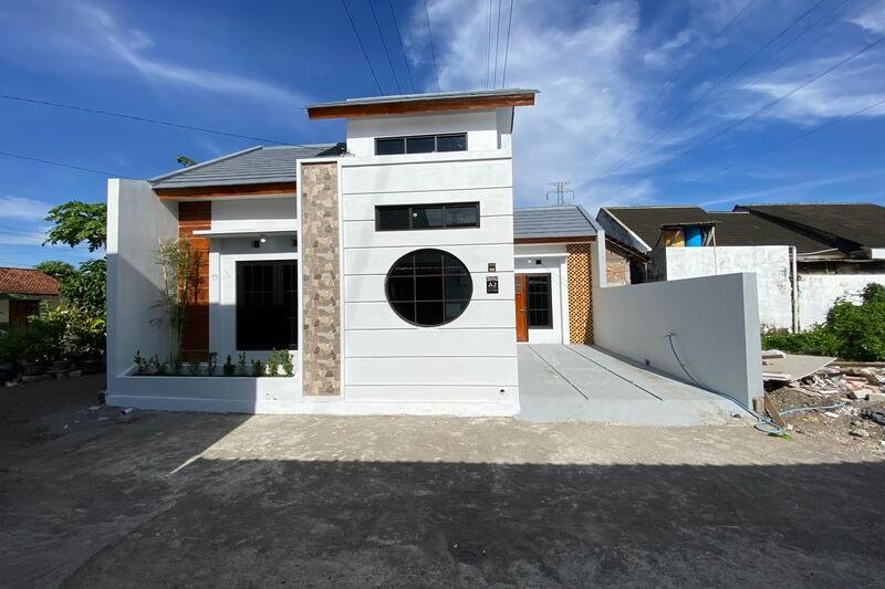 Proyek Rumah Tinggal Dengan Mezzanine di Wirokerten (2)